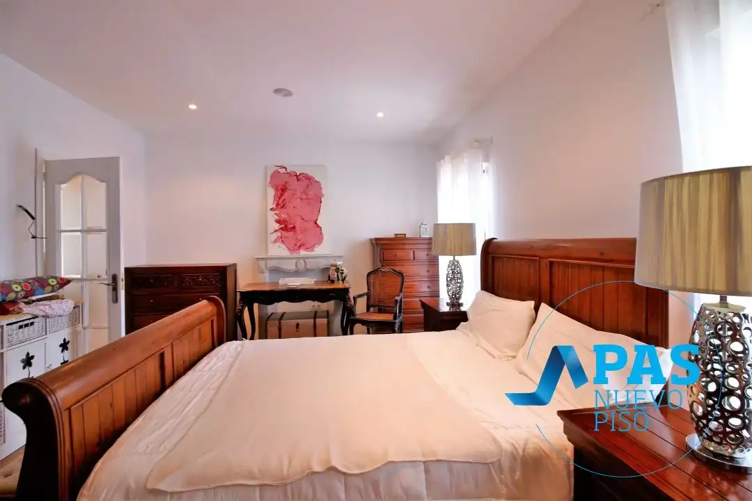 Schlafzimmer von Haus oder Chalet zum Verkauf in Santander mit Privatgarten, Parkett und Terrasse