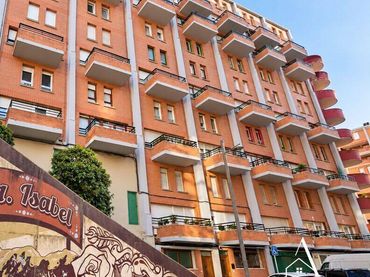 Piso con ascensor en venta en Ibaiondo