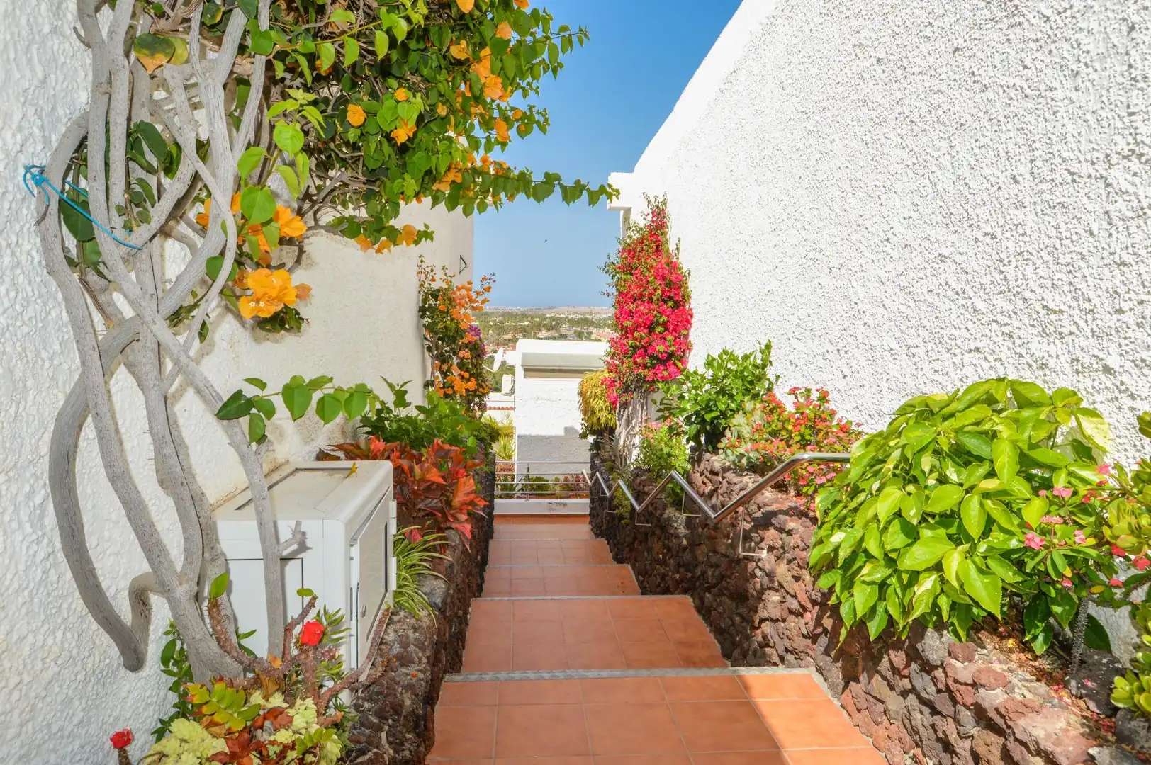 Terrace of Houses for sale in San Bartolomé de Tirajana  with Air Conditioner and Terrace