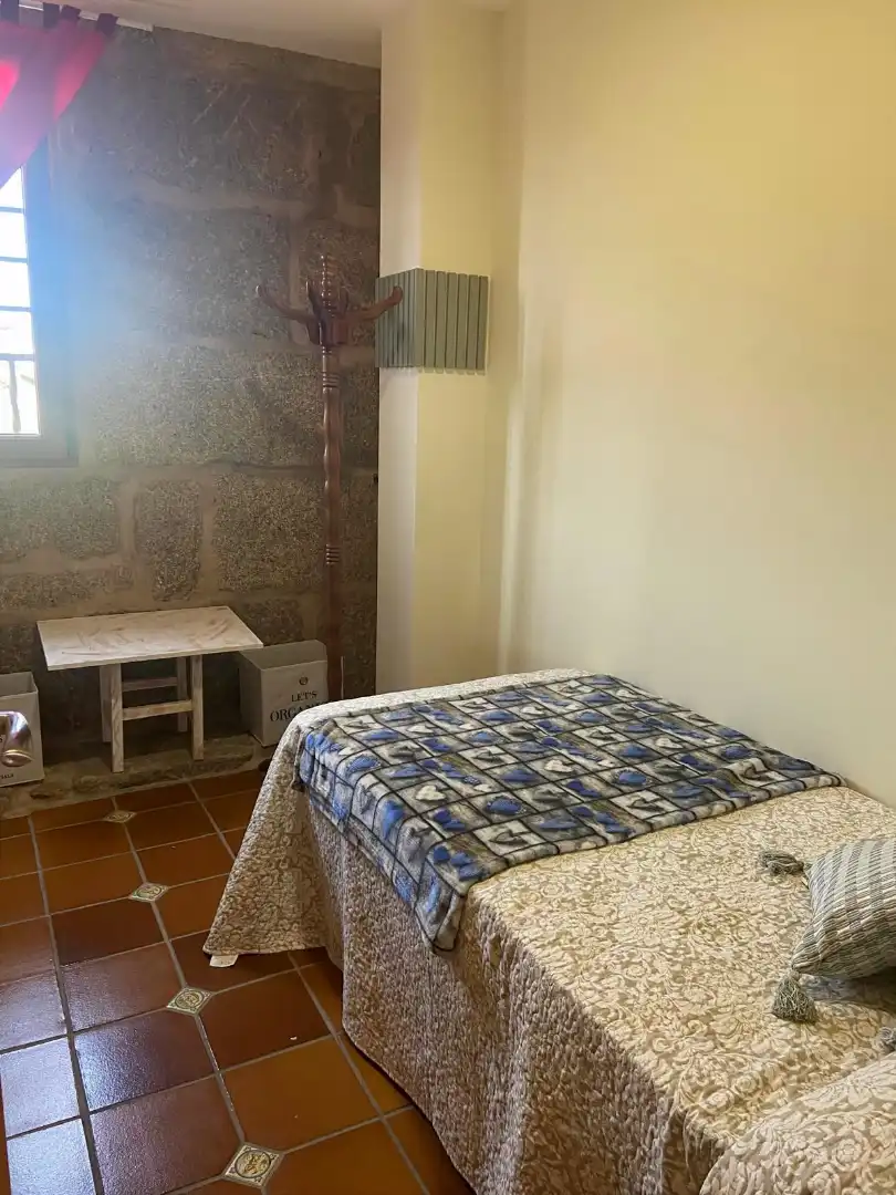Schlafzimmer von Country house zur Miete in Barro mit Heizung, Möbliert und Waschmaschine