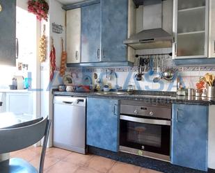 Kitchen of Flat for sale in  Sevilla Capital  with Terrace, Storage room and Swimming Pool