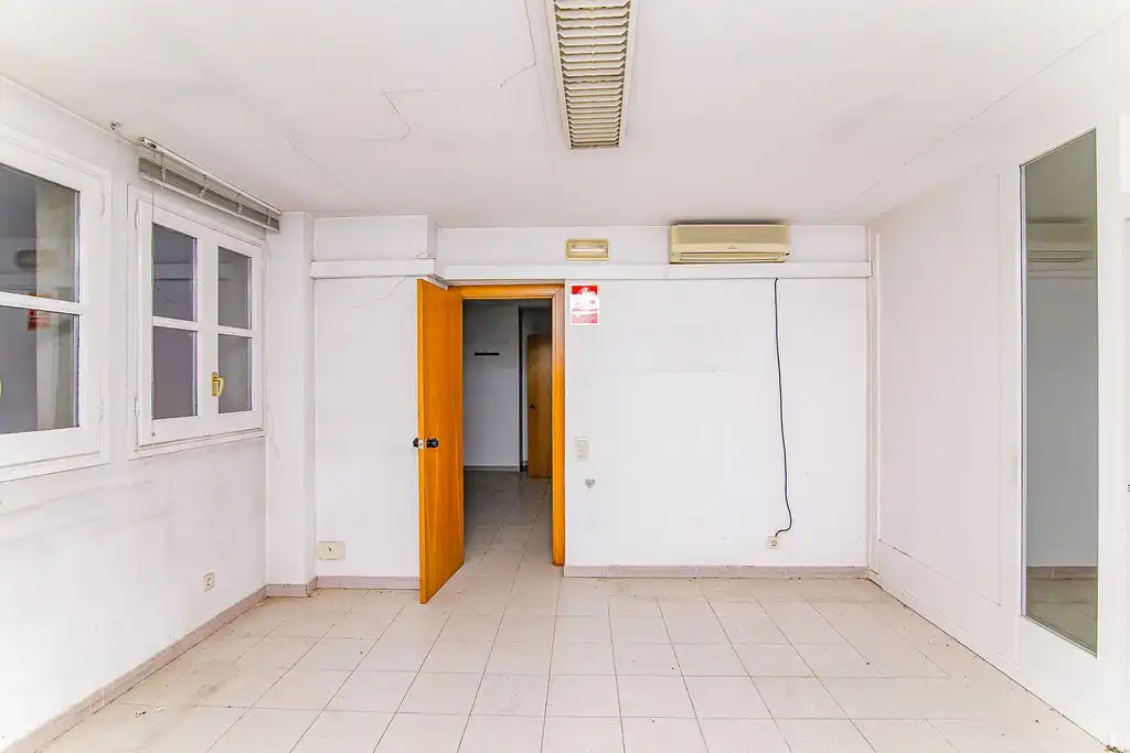 Oficina en venta en Olot