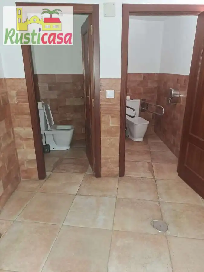 Bany de Edifici en venda en Bailén