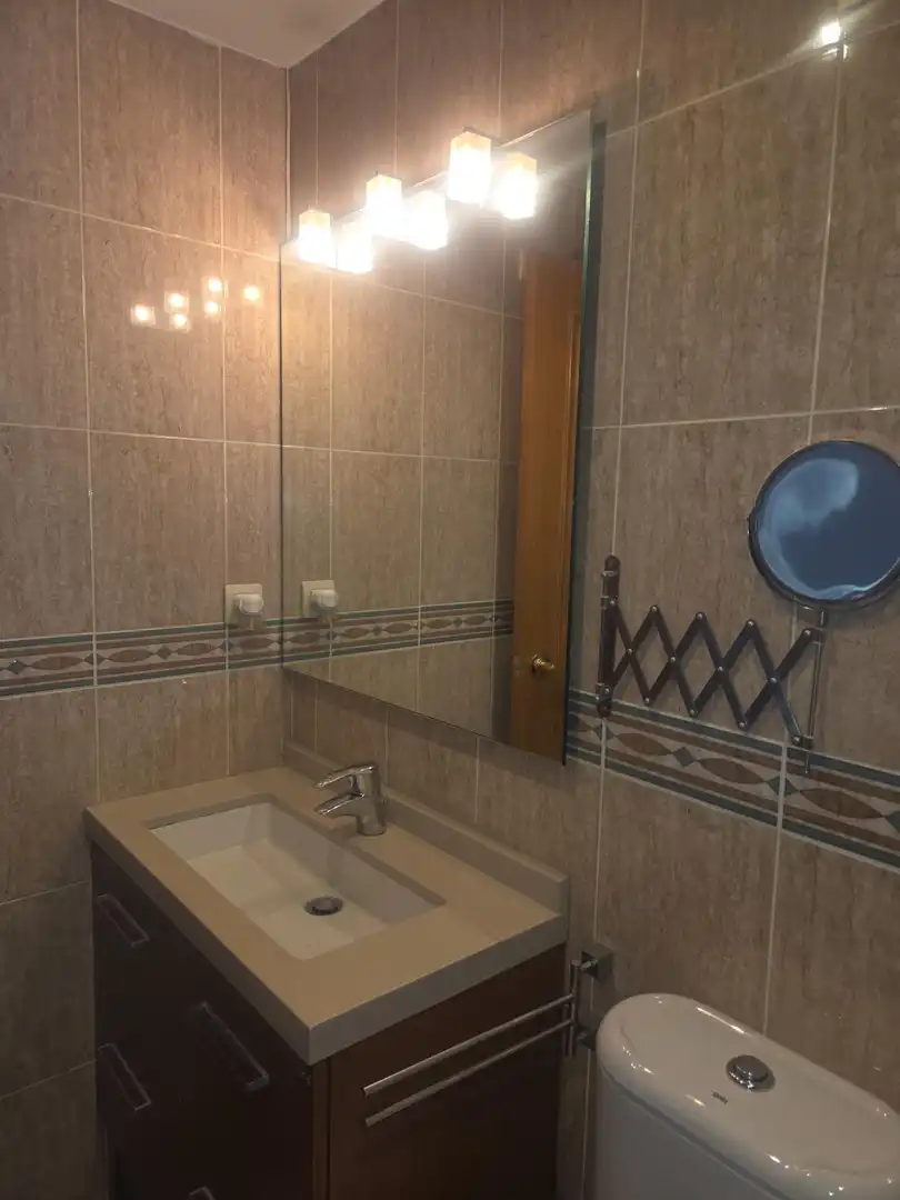Bathroom of Flat for rent in Valencia  with Air Conditioner, Parquet flooring and Balcony