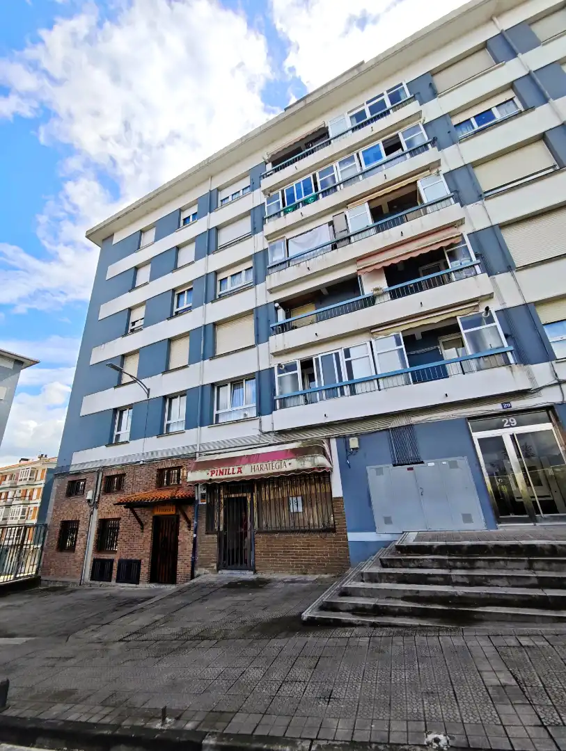 Gewerbefläche zum Verkauf in Trañabarren Hiribidea 29, imagen 3