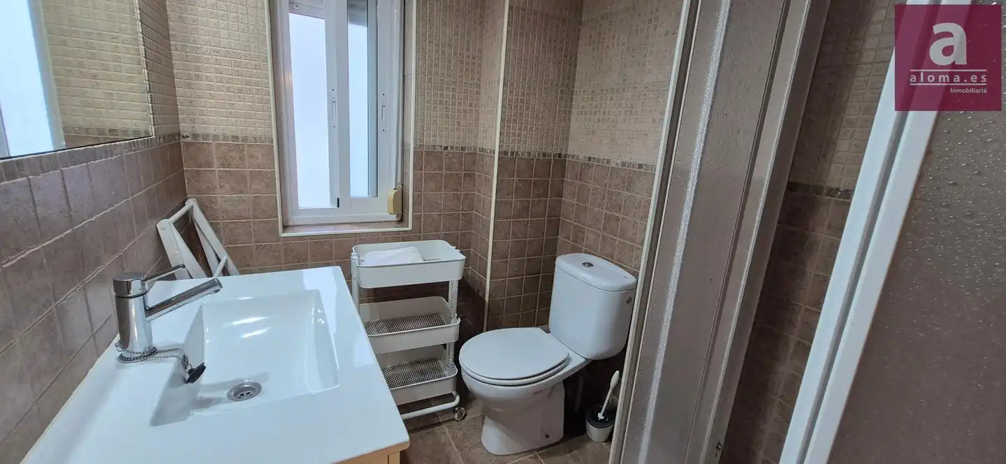 Bathroom of Flat for rent in Cáceres  with Furnished and Balcony