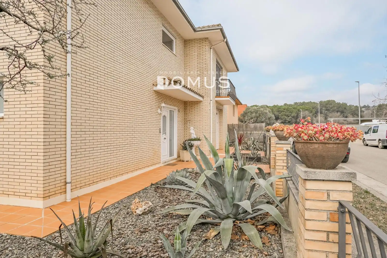 Exterior view of Houses for sale in Besalú  with Air Conditioner, Private garden and Terrace
