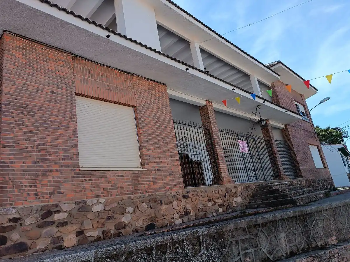 Vista exterior de Casa adosada en venta en Urda con Calefacción, Terraza y Trastero