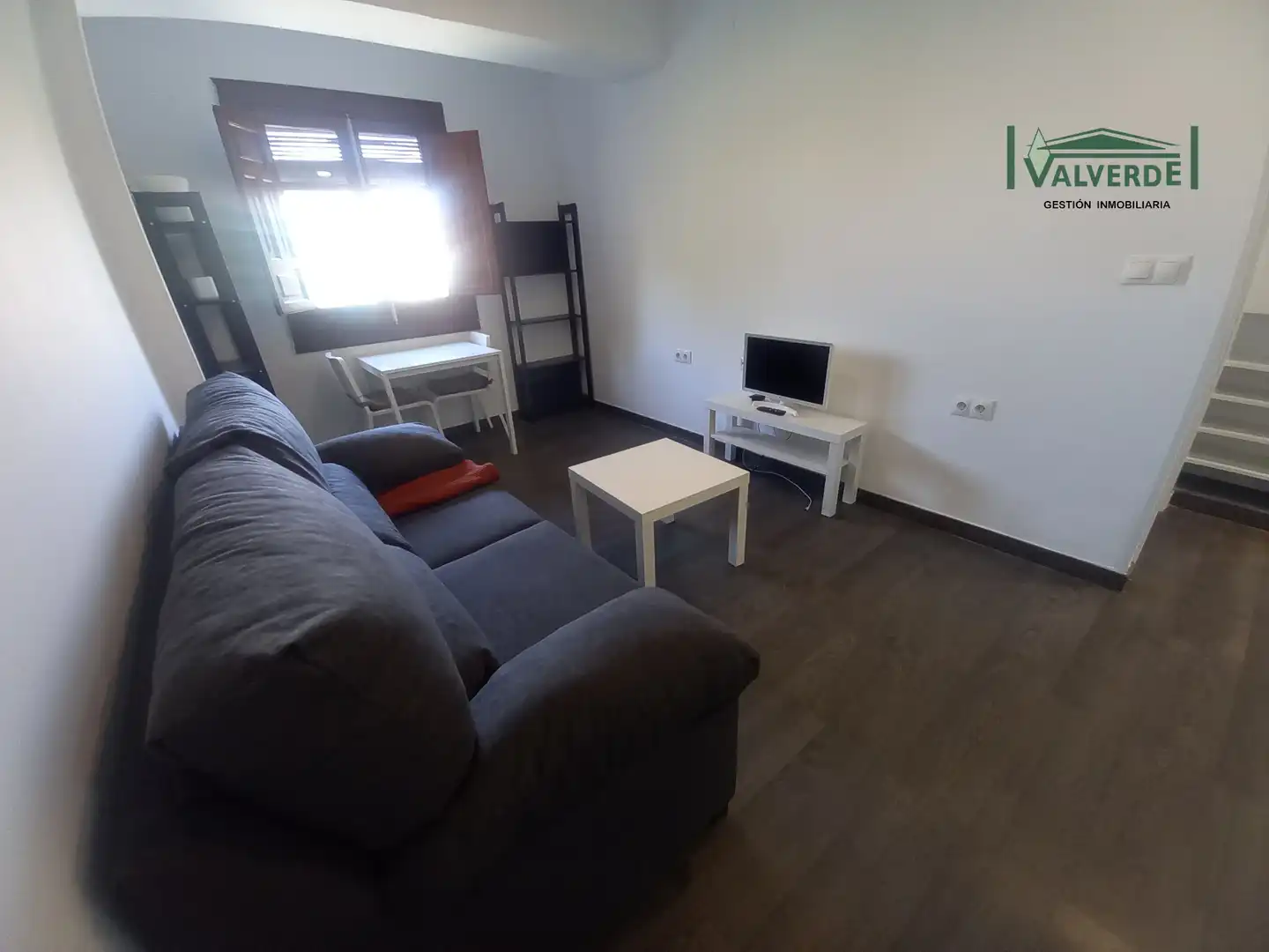 Sala de estar de Apartamento de alquiler en Granada con Amueblado, Lavadora y Microondas