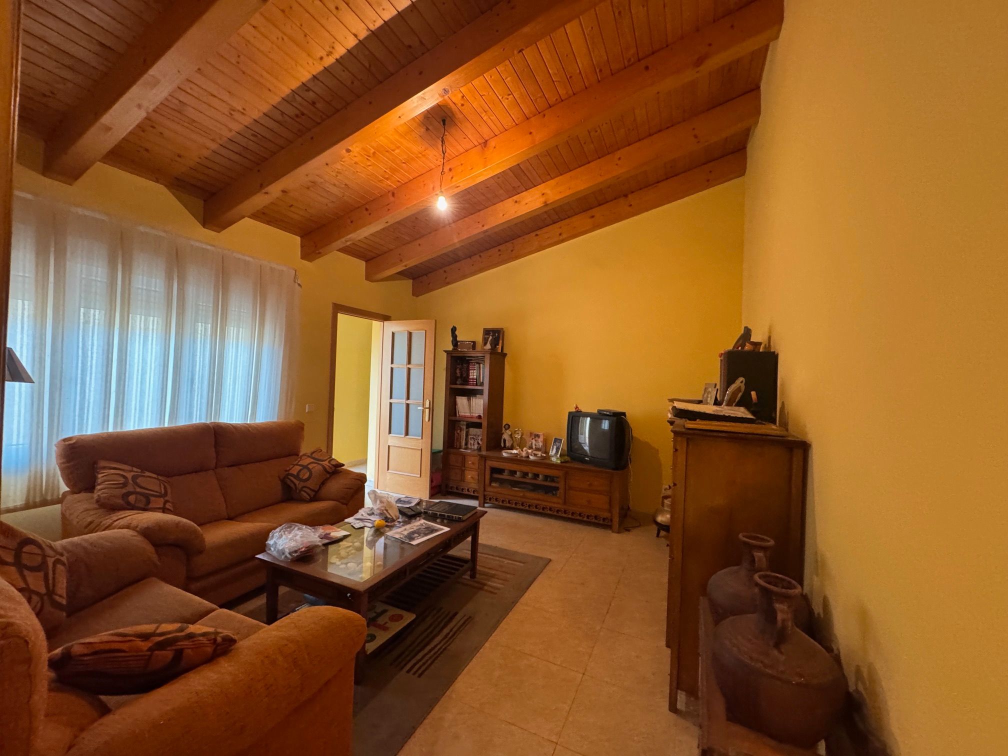 Sala d'estar de Casa o xalet en venda en Esguevillas de Esgueva amb Terrassa, Traster i Moblat