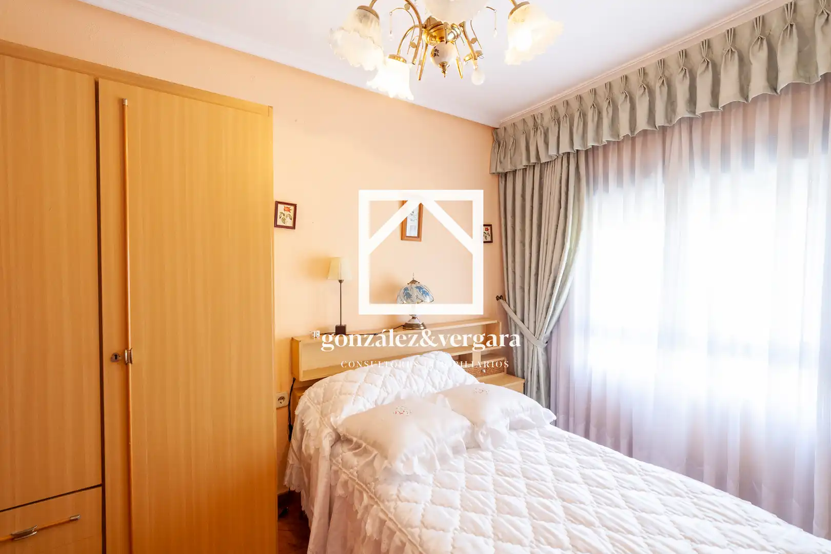 Habitación de Piso en venta en Valencia con Aire acondicionado y Balcón