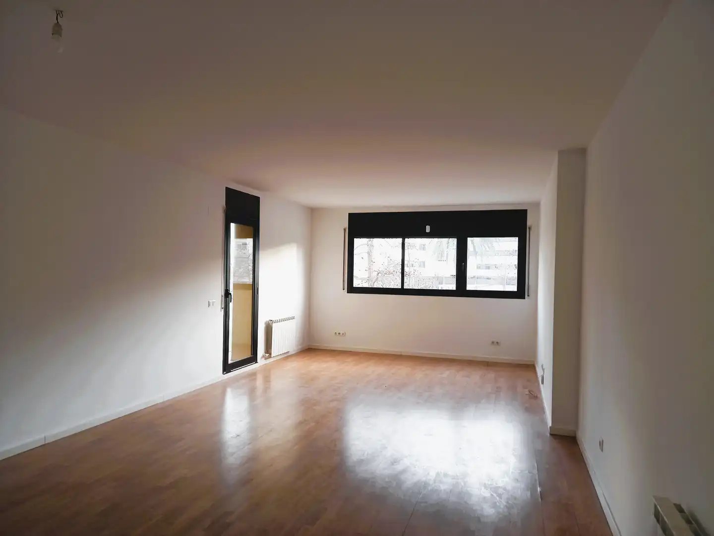 Sala d'estar de Pis en venda en Girona amb Calefacció, Parquet i Terrassa
