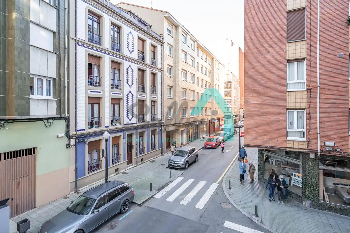 Außenansicht von Wohnung zum Verkauf in Gijón  mit Heizung und Parkett