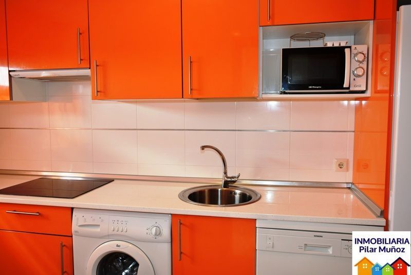 Cuina de Dúplex en venda en El Fresno amb Calefacció i Terrassa