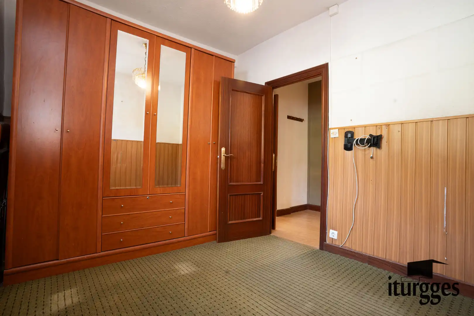 Casa adosada en venta en Gernika-Lumo con Jardín privado, Amueblado y Horno