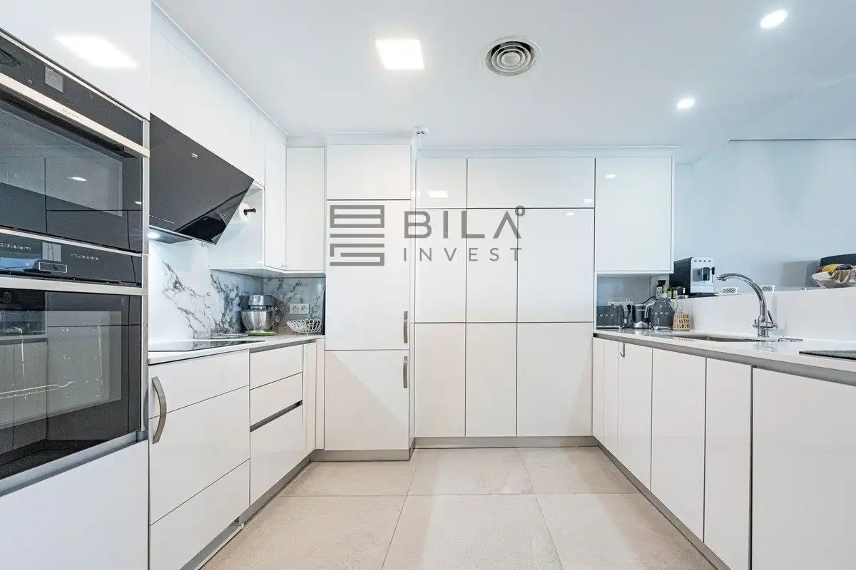 Kitchen of Duplexes for sale in Marbella  with Air Conditioner, Terrace and Storage room