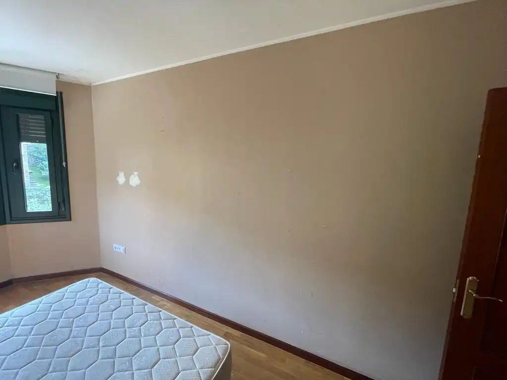 Habitación de Piso en venta en Piloña con Horno
