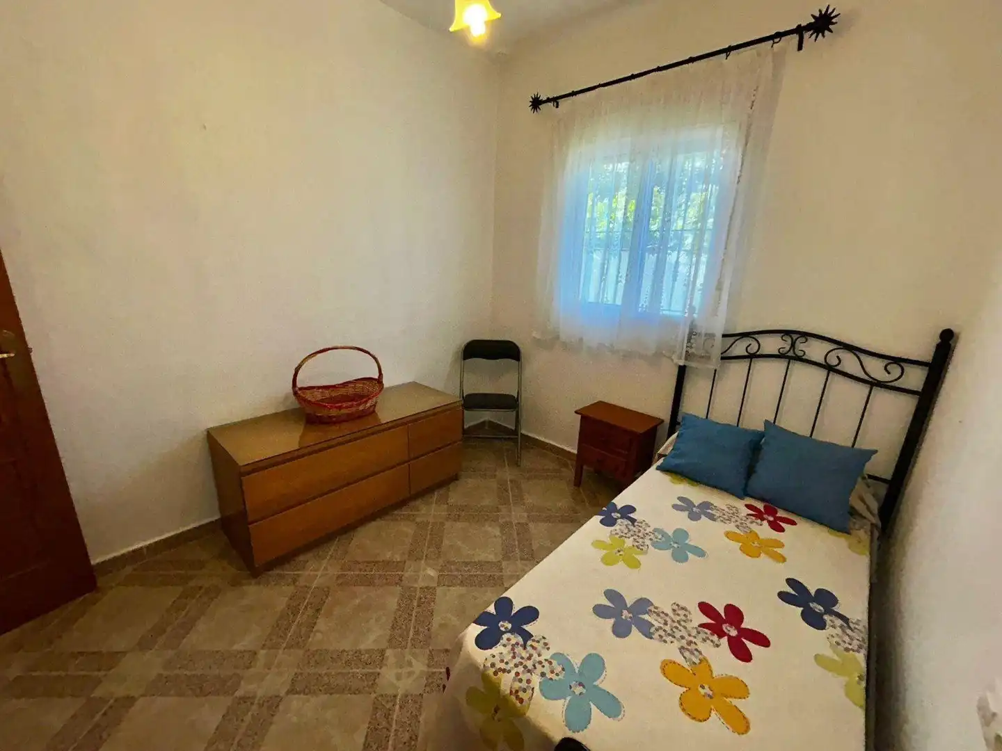 Dormitori de Casa o xalet en venda en Chiclana de la Frontera amb Jardí privat, Terrassa i Traster