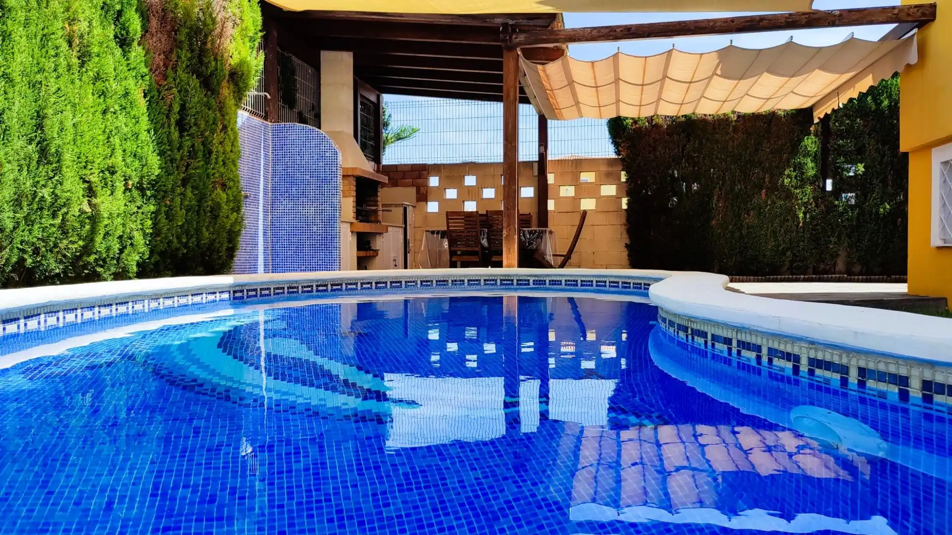Chalet con piscina en venta en Daimús