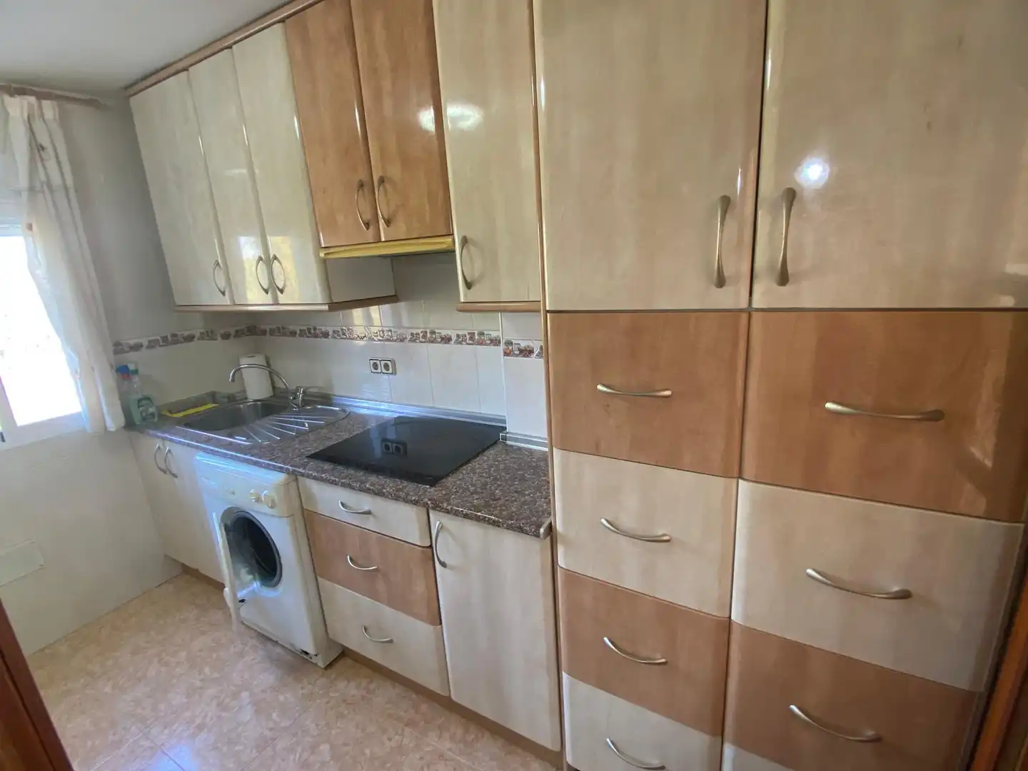Cocina de Piso en venta en Madrid con Terraza
