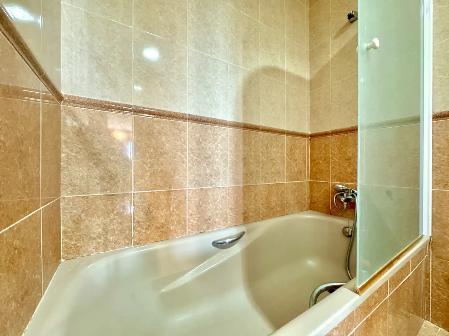 Bathroom of Flat for rent in Torrent  with Air Conditioner, Heating and Private garden