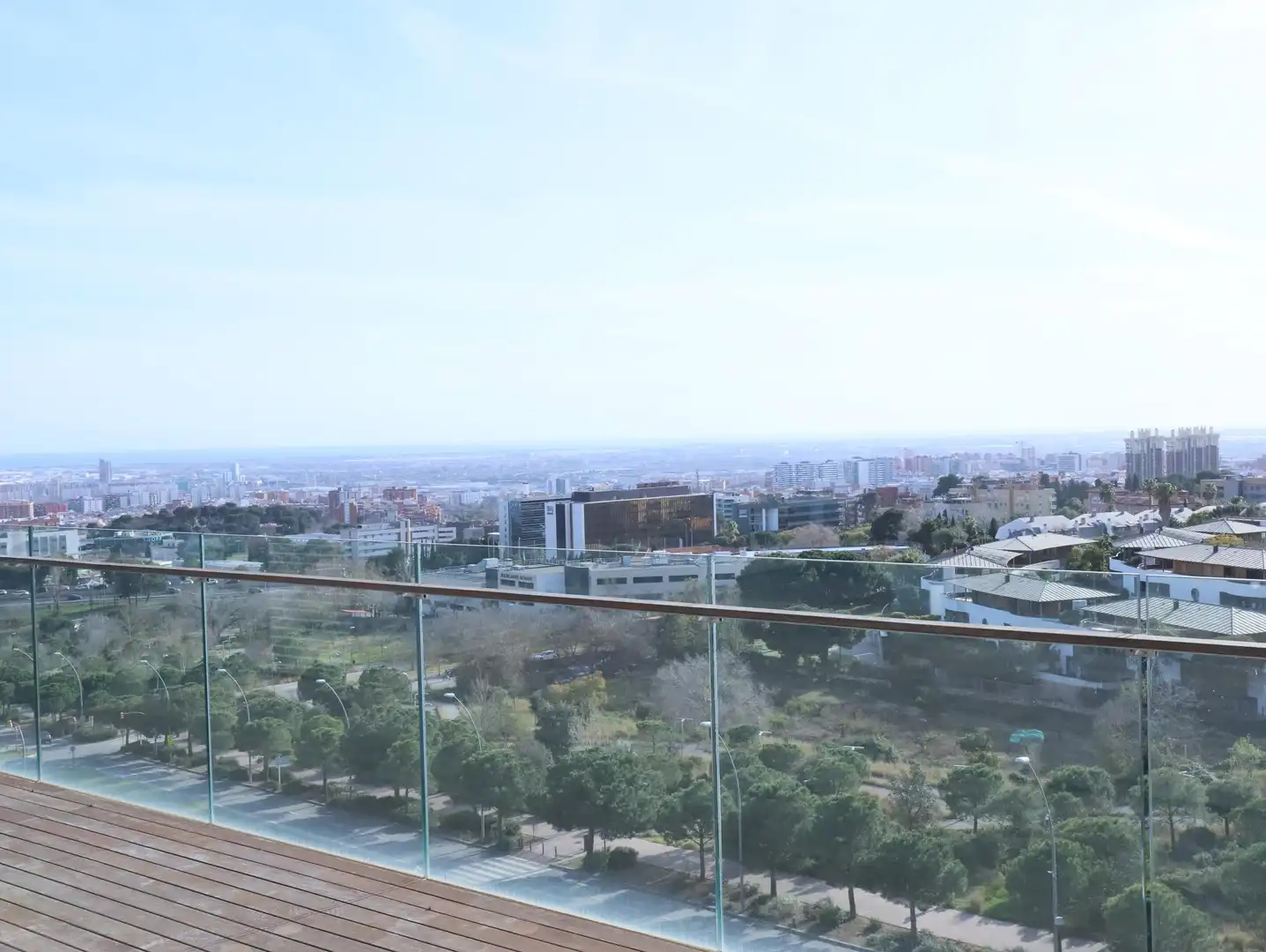 Vista exterior de Ático en venta en Esplugues de Llobregat con Aire acondicionado, Calefacción y Jardín privado