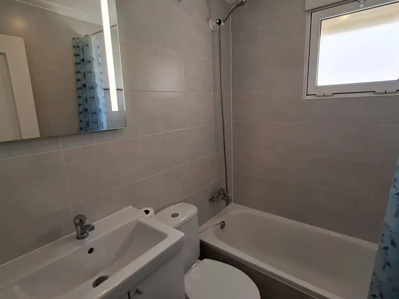 Bany de Apartament en venda en Mojácar amb Aire condicionat, Terrassa i Piscina