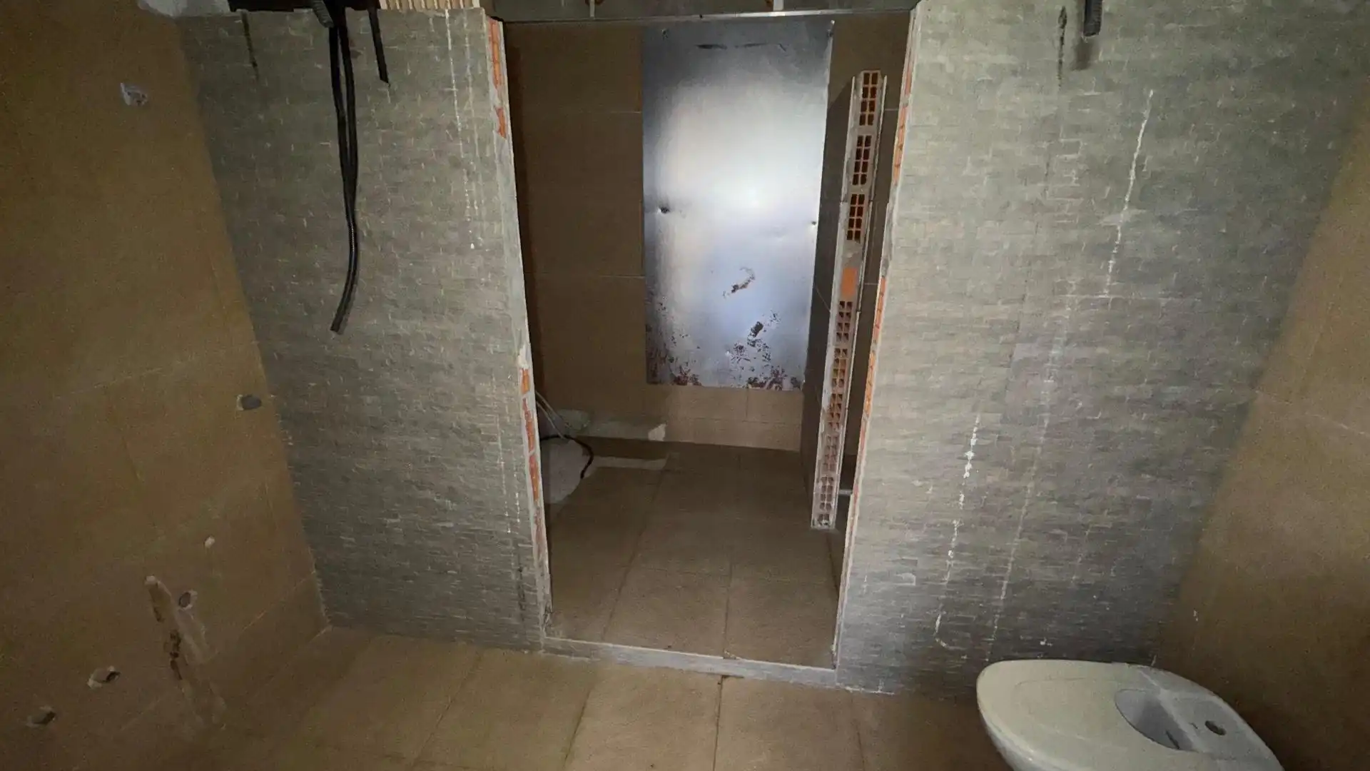 Bany de Casa o xalet en venda en Palafolls amb Jardí privat, Terrassa i Traster