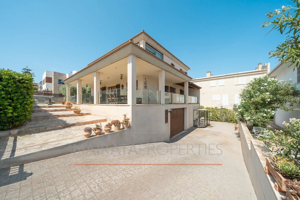 Vista exterior de Casa o chalet en venta en Santa Margalida con Aire acondicionado, Jardín privado y Terraza