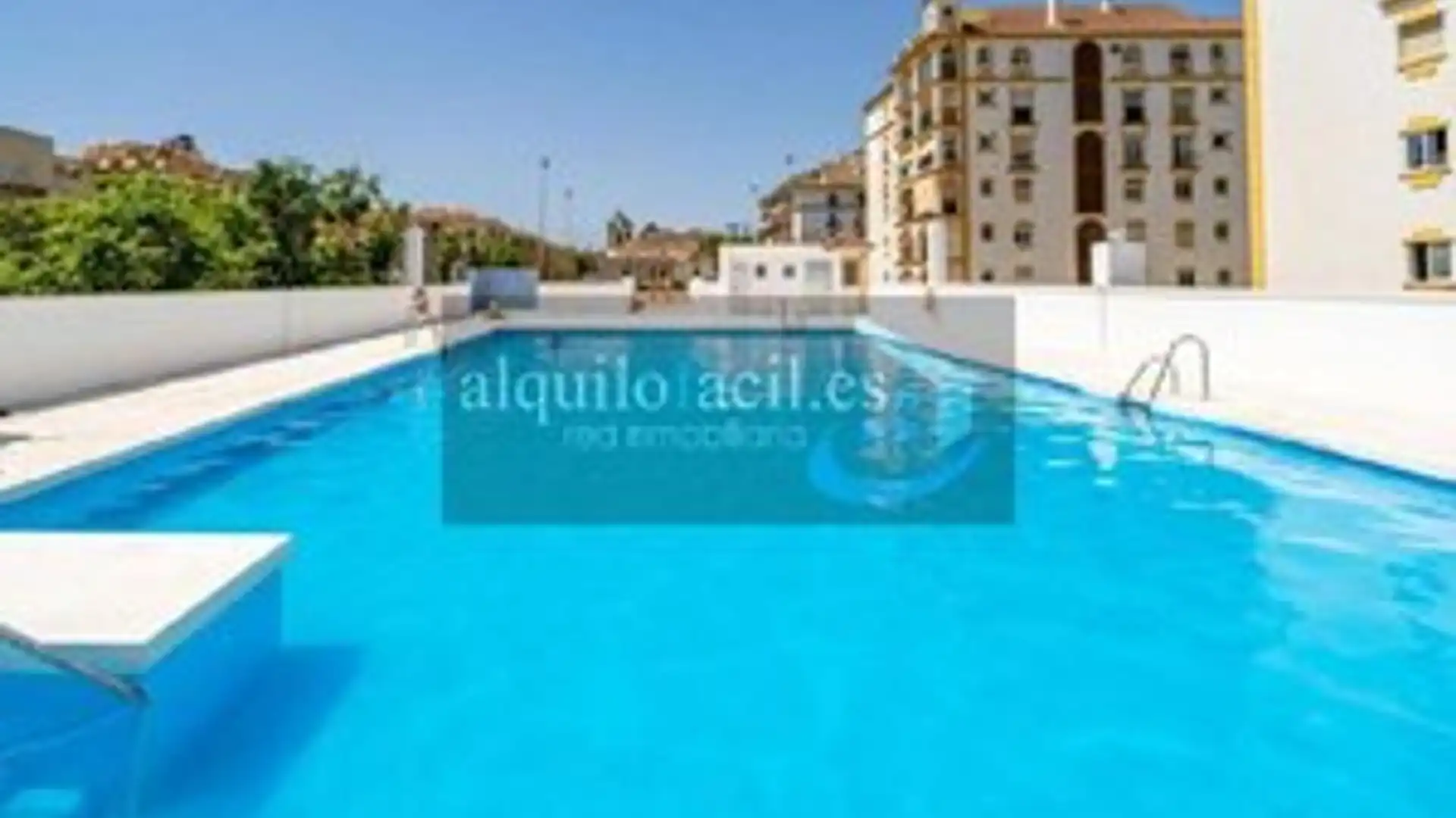 Piscina de Piso de alquiler en Fuengirola con Aire acondicionado, Calefacción y Terraza