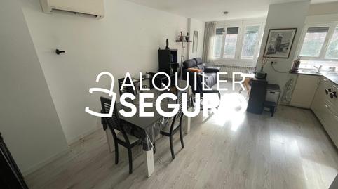 Foto 3 de Piso de alquiler en De Melchor Fernández Almagro, La Paz,  Madrid Capital