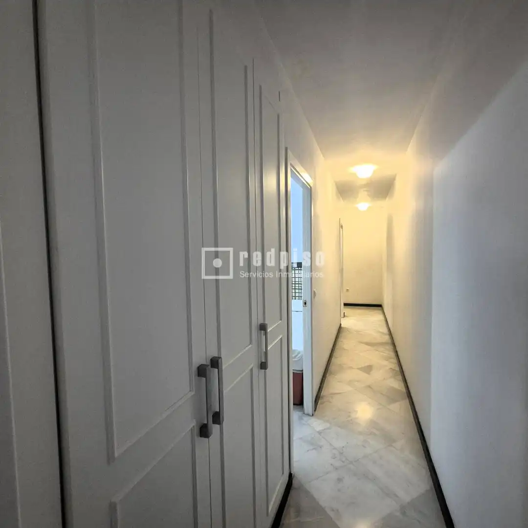 Piso de alquiler en de la Virgen de Fátima, Triana Este