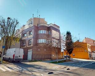 Exterior view of House or chalet for sale in  Zaragoza Capital  with Terrace and Balcony