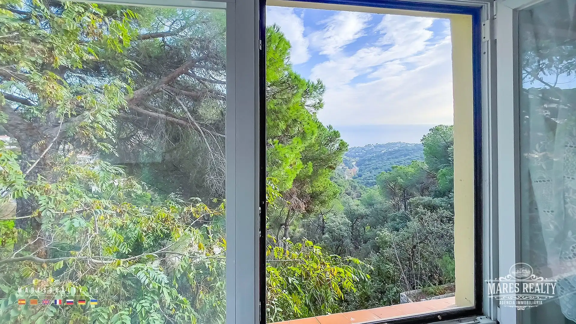 Vista exterior de Casa o xalet en venda en Lloret de Mar amb Calefacció, Jardí privat i Terrassa