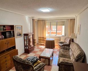 Living room of Flat to rent in Salamanca Capital  with Balcony