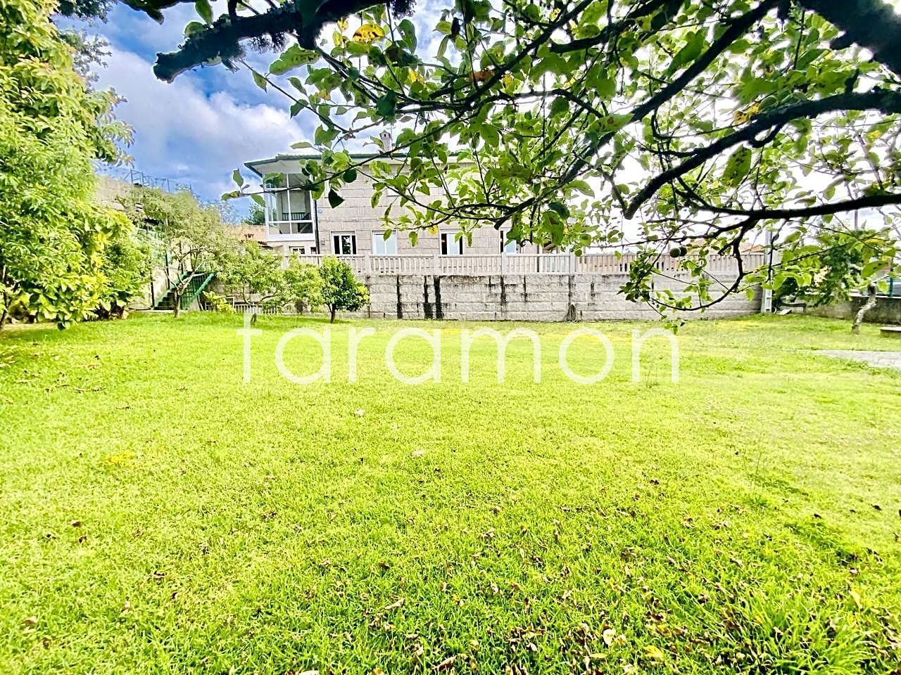 Casa o chalet en venta en Vigo  con Jardín privado, Terraza y Trastero