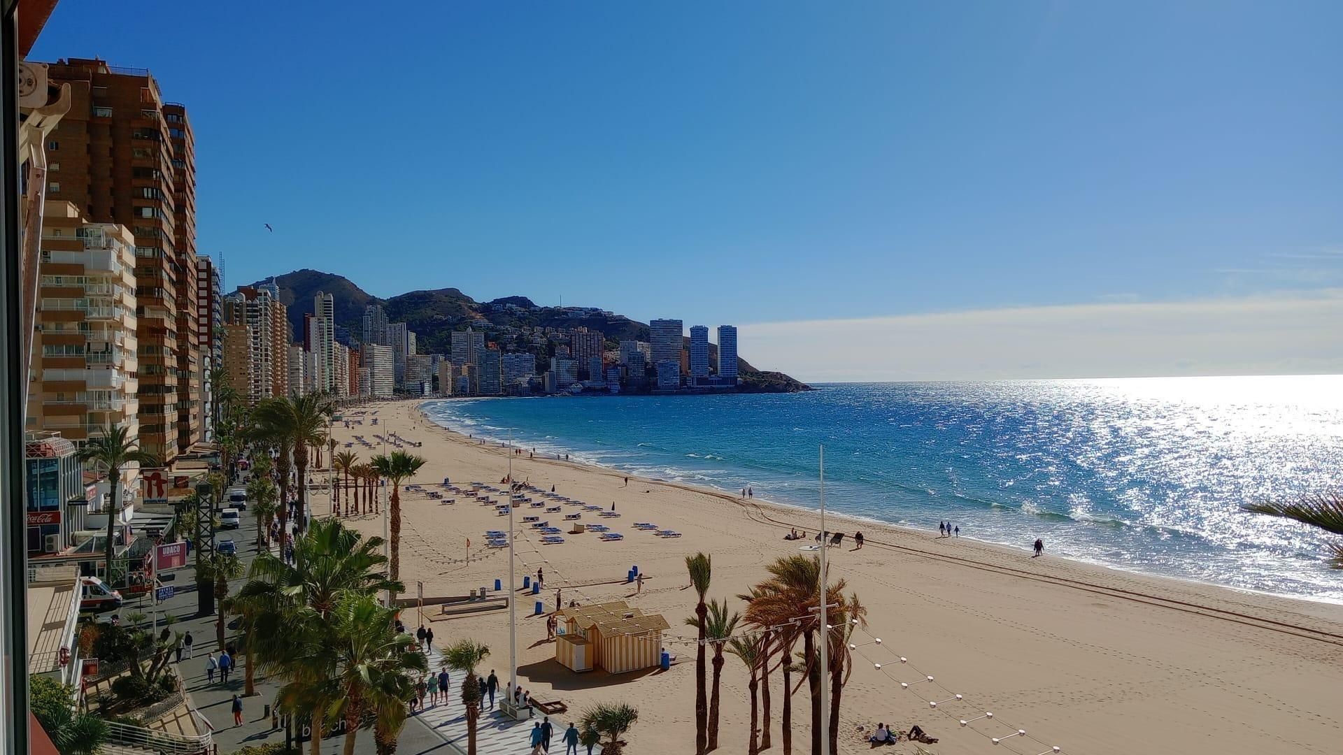 Exterior view of Duplex for sale in Benidorm  with Air Conditioner, Heating and Private garden