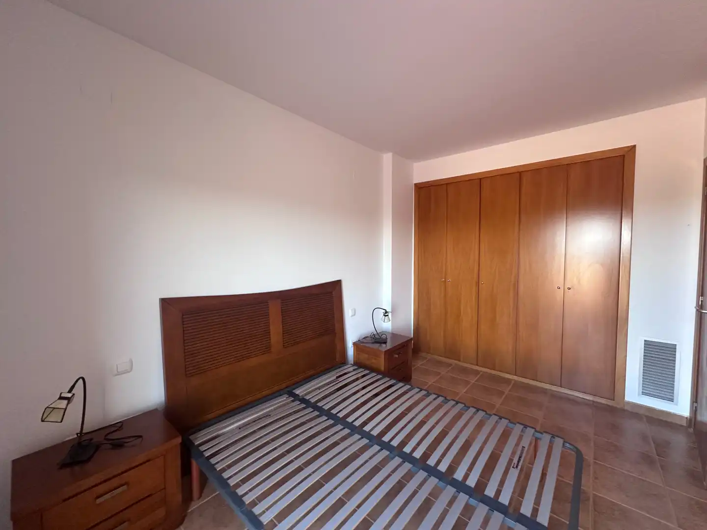 Habitación de Casa o chalet en venta en Tarragona con Aire acondicionado, Calefacción y Jardín privado