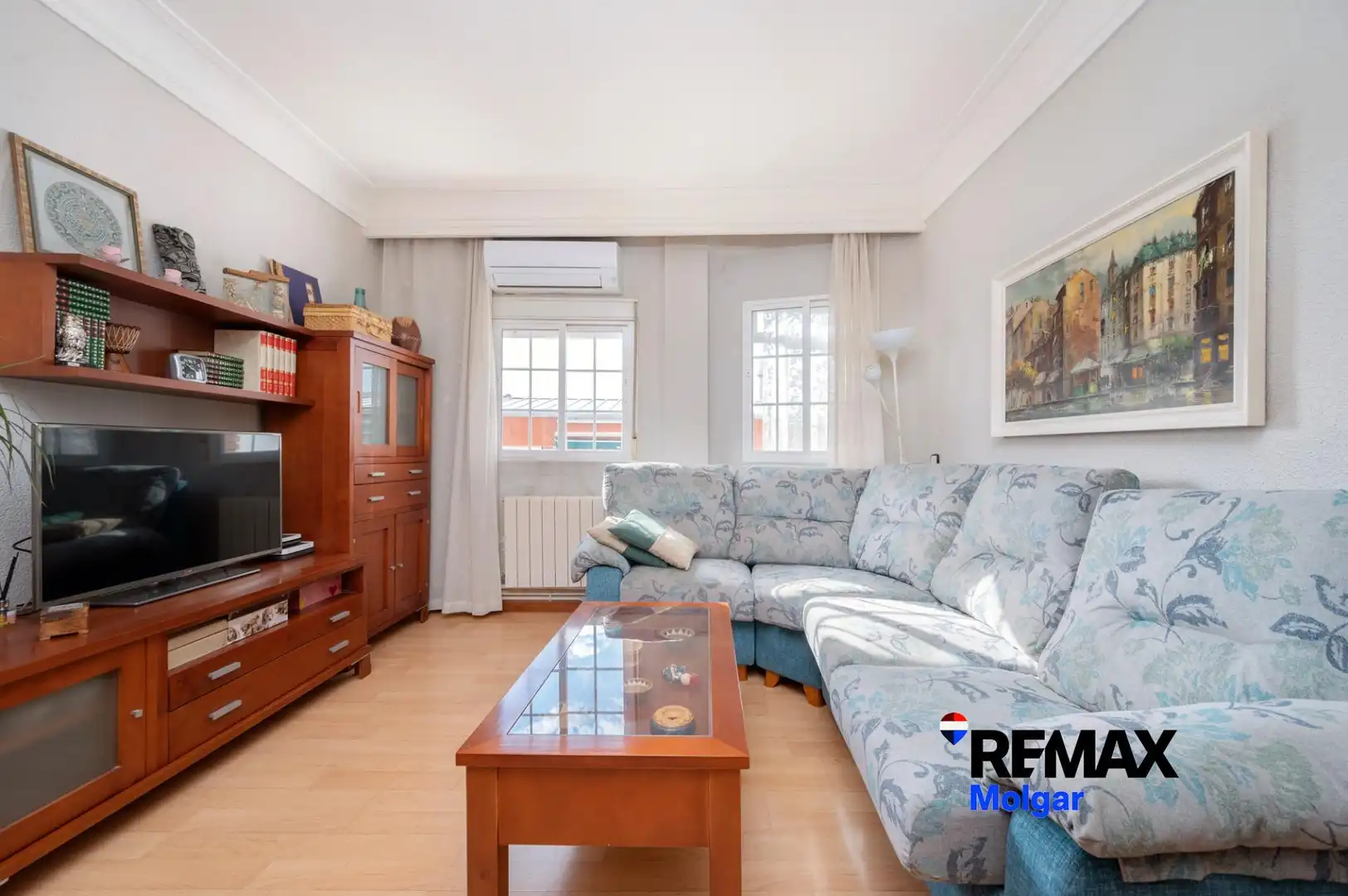 Living room of Flat for sale in Madrid  with Air Conditioner, Heating and Furnished