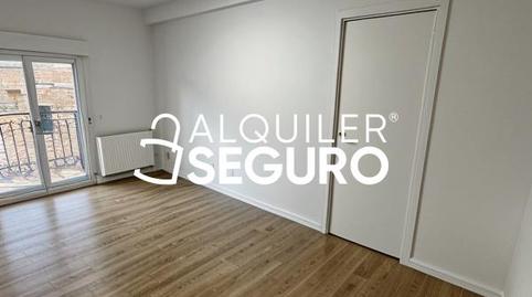 Foto 2 de Piso de alquiler en Alcatraz, Opañel, Madrid