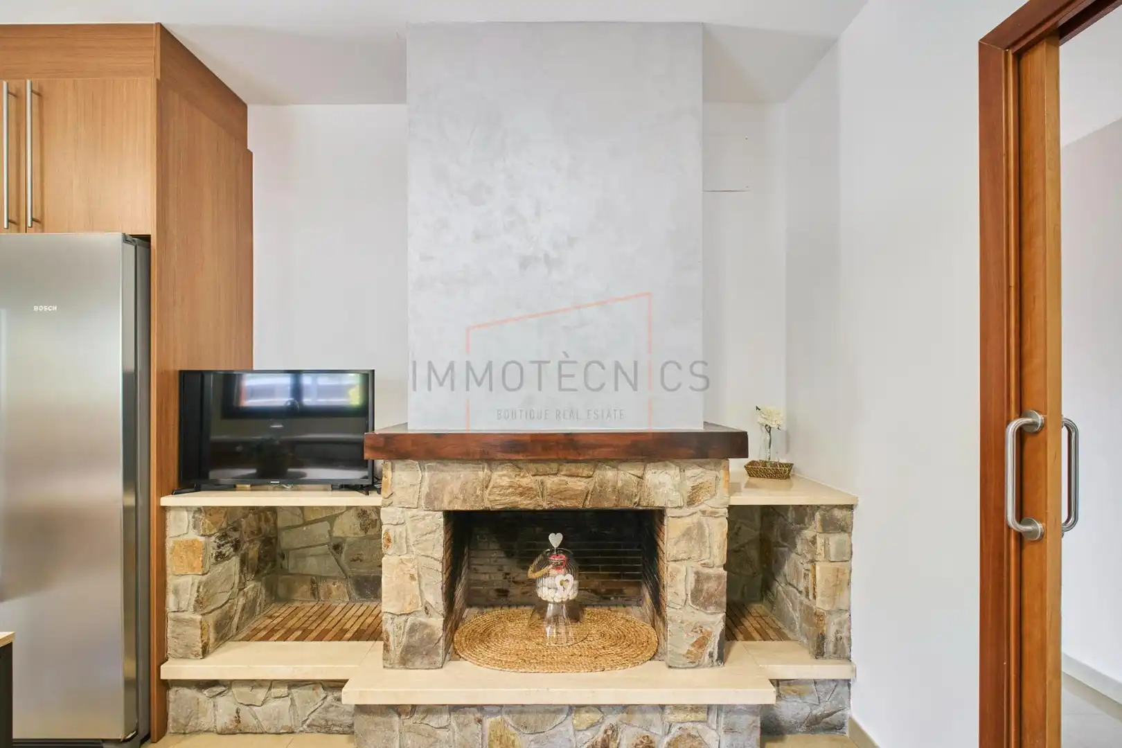 Sala d'estar de Casa o xalet en venda en Vilanova del Vallès amb Jardí privat, Terrassa i Piscina