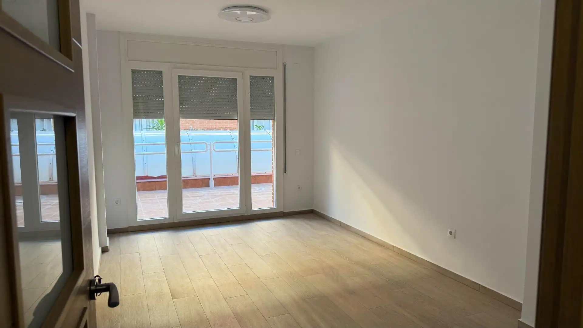 Bedroom of Flat for sale in Deltebre  with Air Conditioner, Heating and Terrace