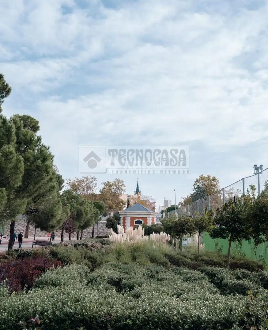 Vista exterior de Garaje en venta en Madrid