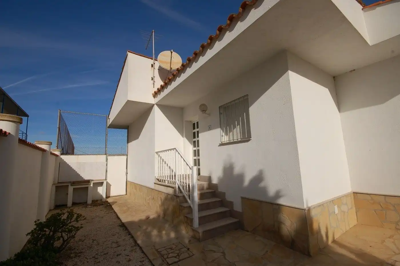 Houses for sale in Calle d'Amposta, 11, Eucaliptus - Poble Nou del Delta