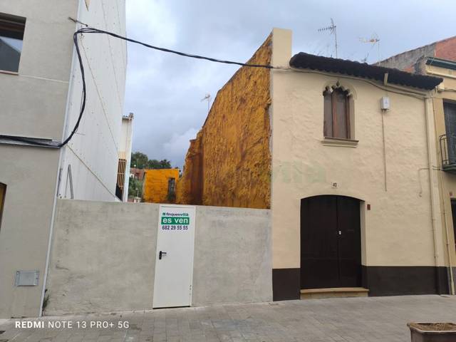 Terreno residencial en Venta en Calle Major en Centre