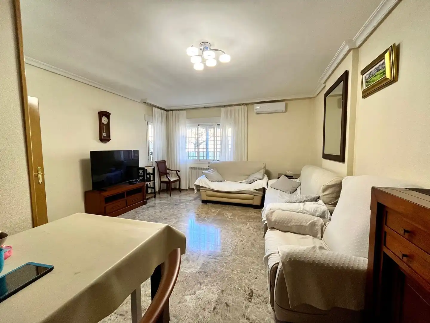 Sala de estar de Casa adosada en venta en Ciudad Real con Aire acondicionado, Calefacción y Internet