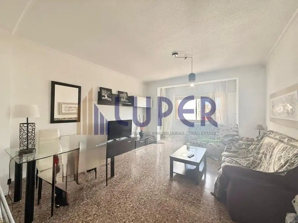Wohnzimmer von Wohnungen zur Miete in San Vicente del Raspeig / Sant Vicent del Raspeig mit Möbliert und Balkon