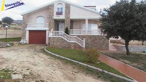 OTERO DE HERREROS. Ofrecemos chalet individual de 500 m2 con 1500 m2 de parcela. El chalet se alza en 2 alturas y cuenta en la pri, imatge 5
