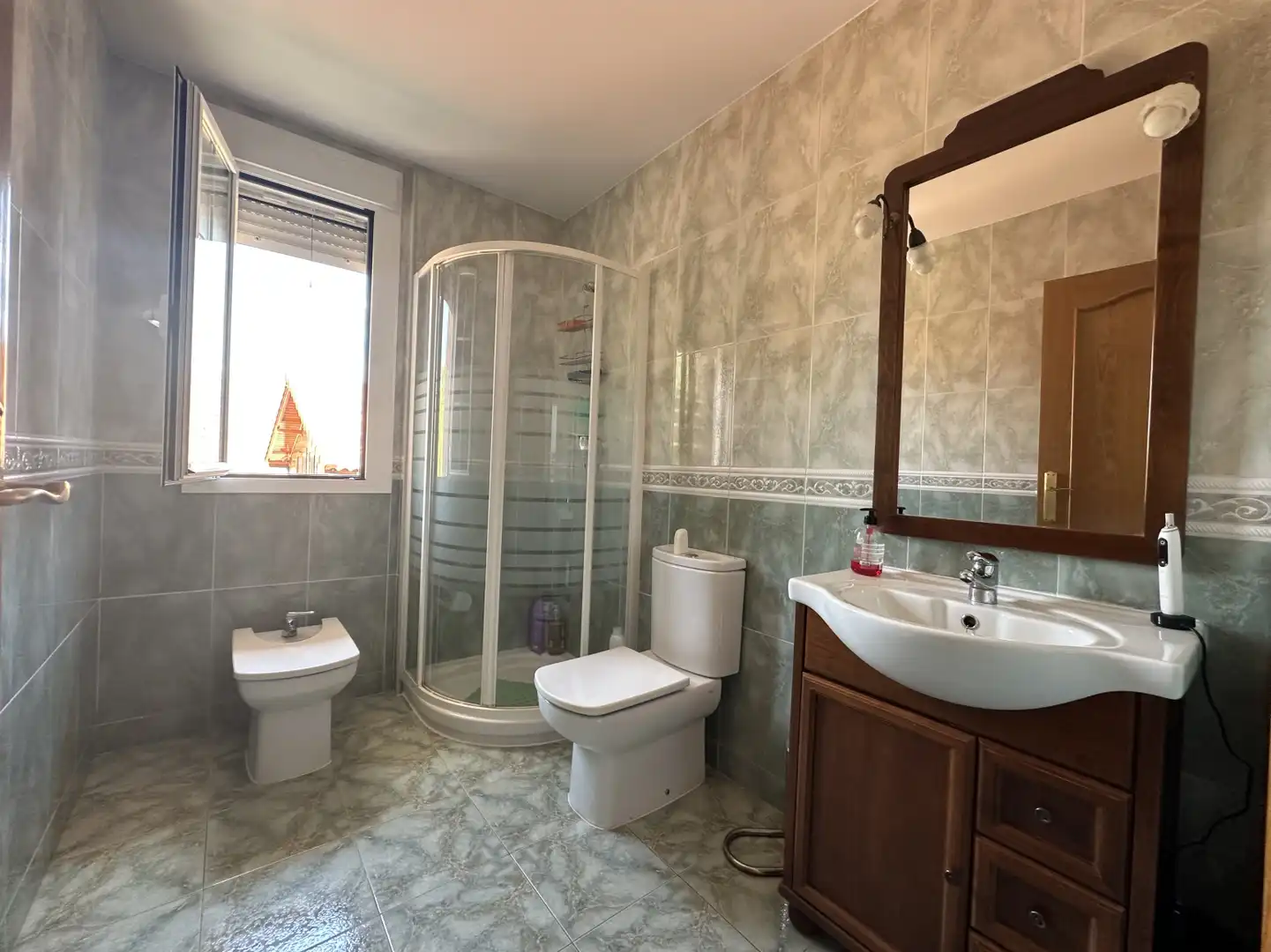 Baño de Casa o chalet en venta en Almonacid de la Sierra con Aire acondicionado, Calefacción y Terraza