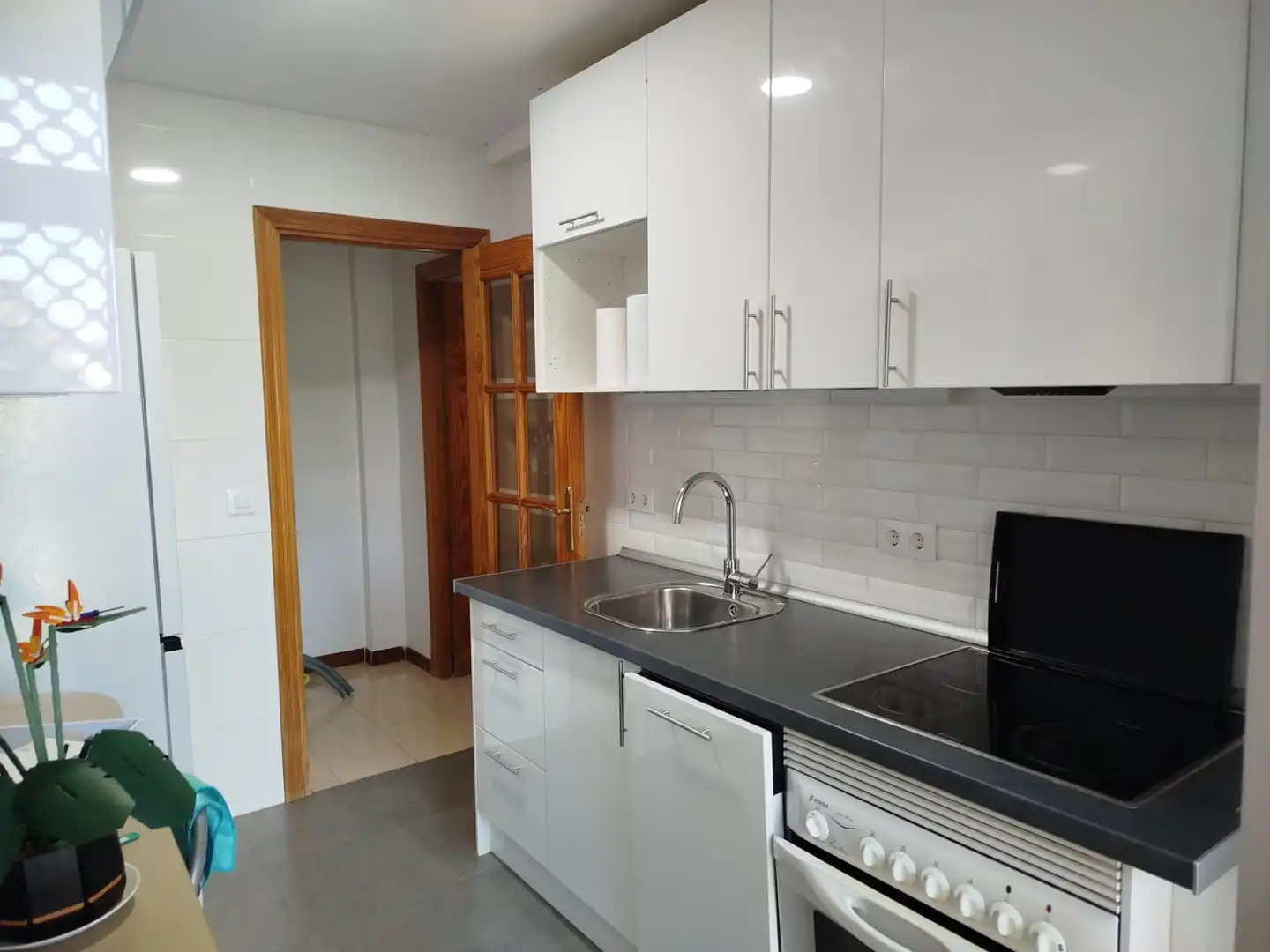 Küche von Wohnung zum Verkauf in Chapinería mit Gemeinschaftspool